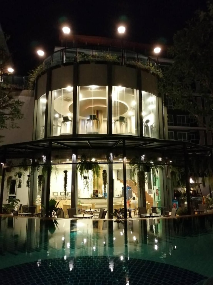 Wisdom Hotel and Residence 1/50