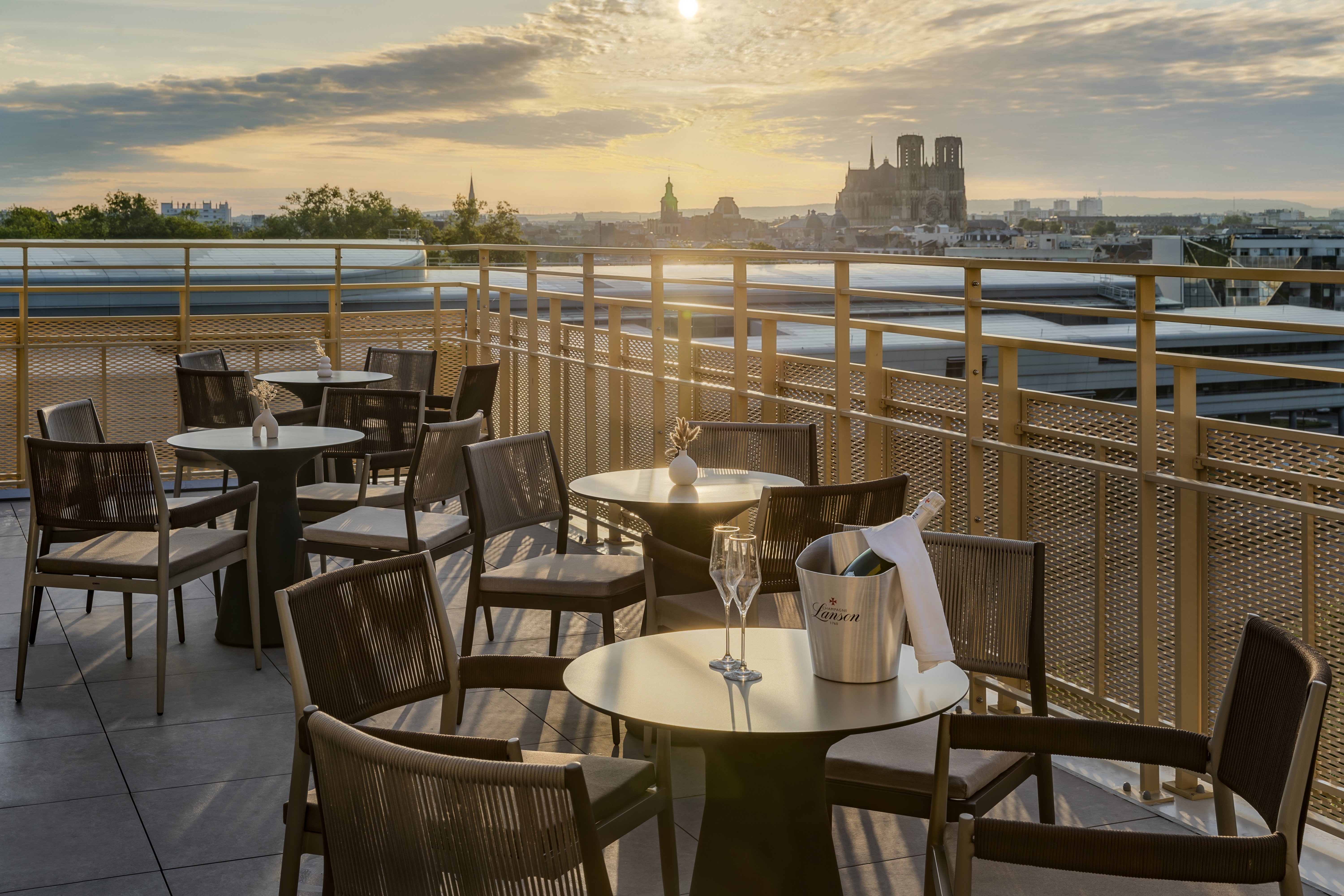 Holiday Inn Express & Suites Reims - Rives de Vesle 8/16