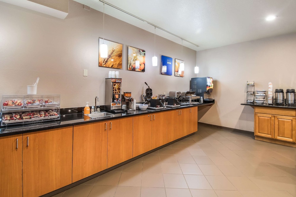 Comfort Inn Newport OR 8/47
