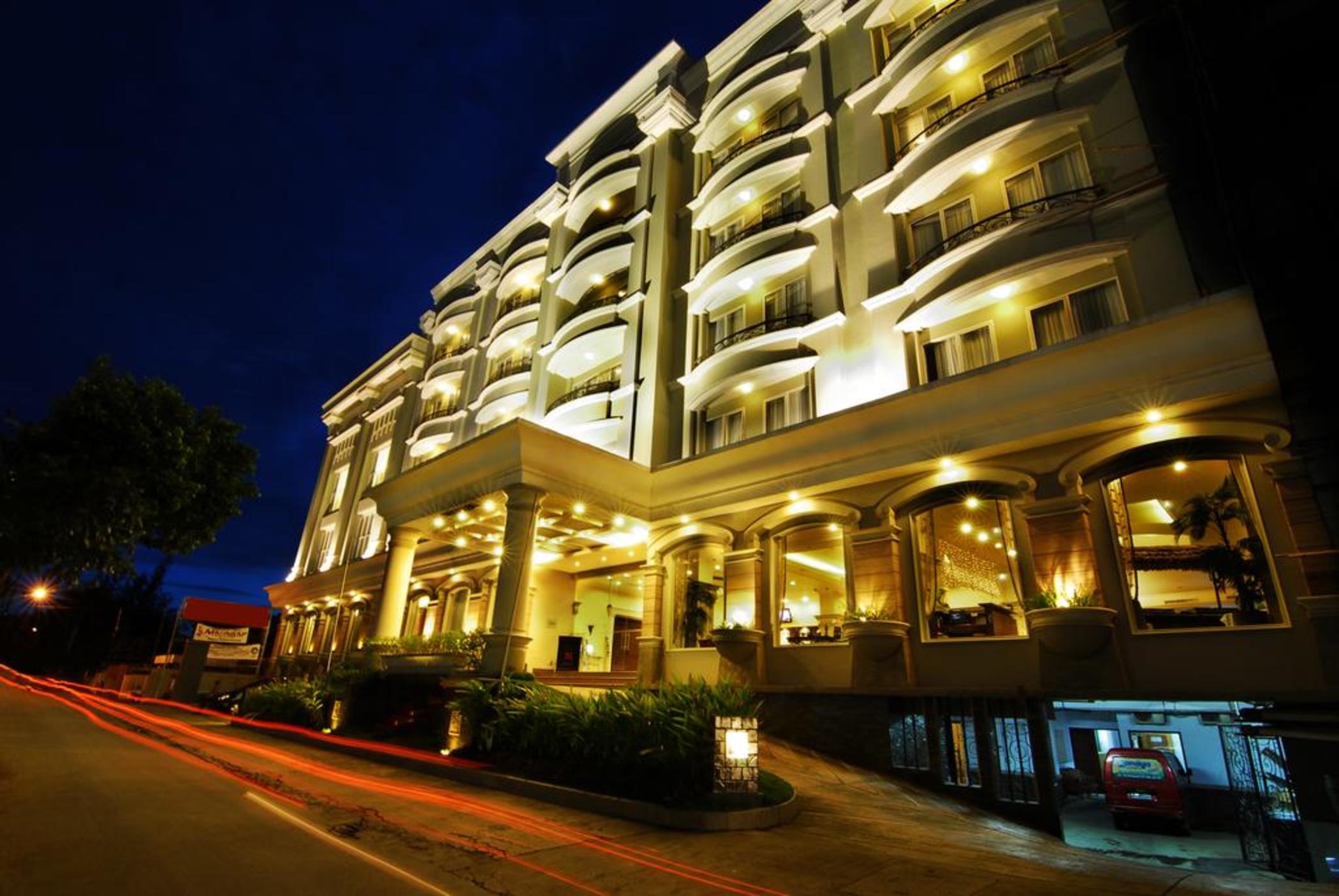 Mercure Regency Hotel Makassar 2/23