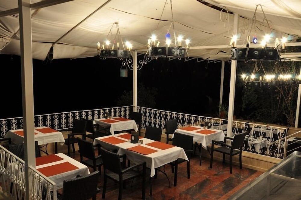 Caretta Hotel 8/36