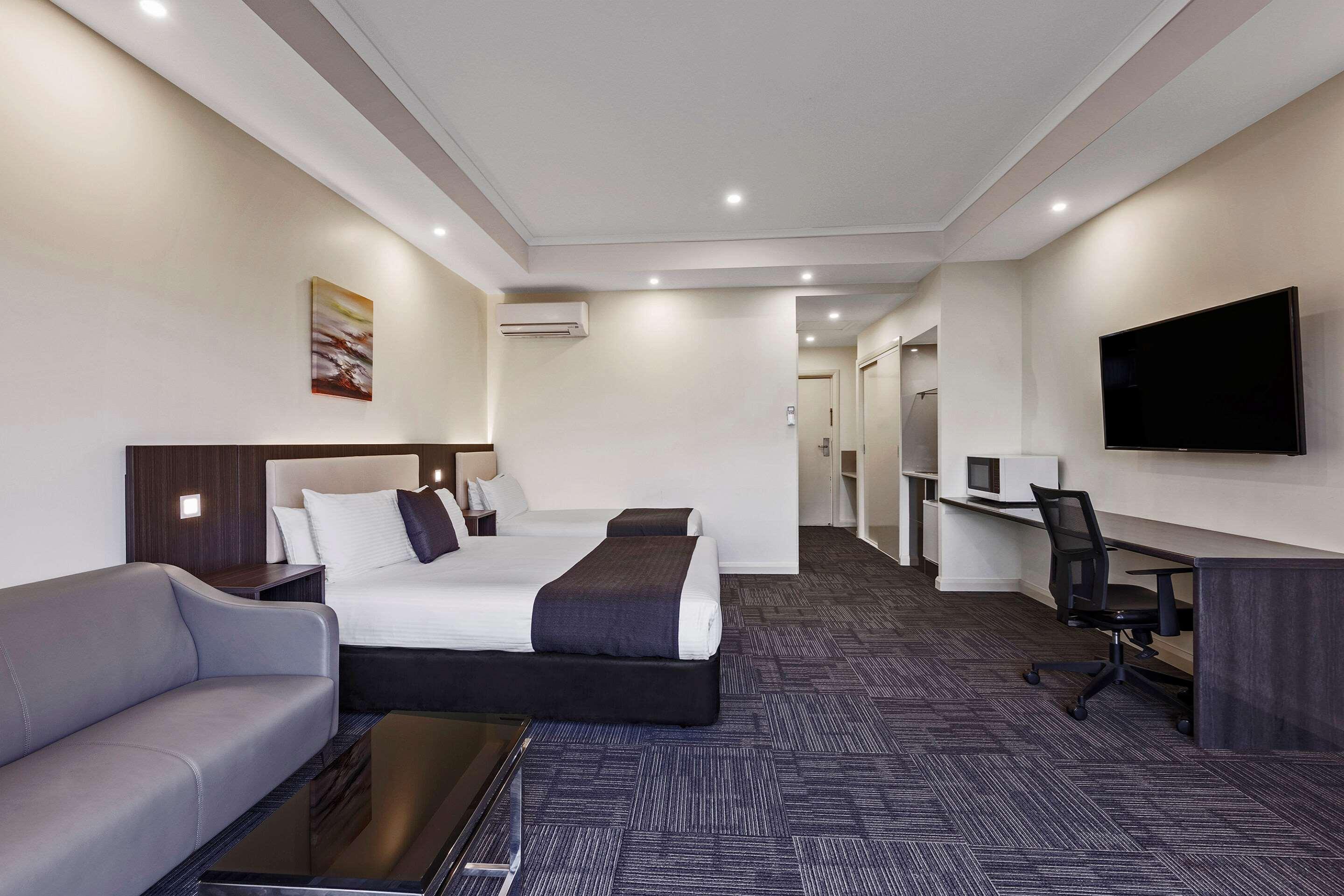 Room, 2 Beds, Quality Hotel Melbourne Airport 7/10