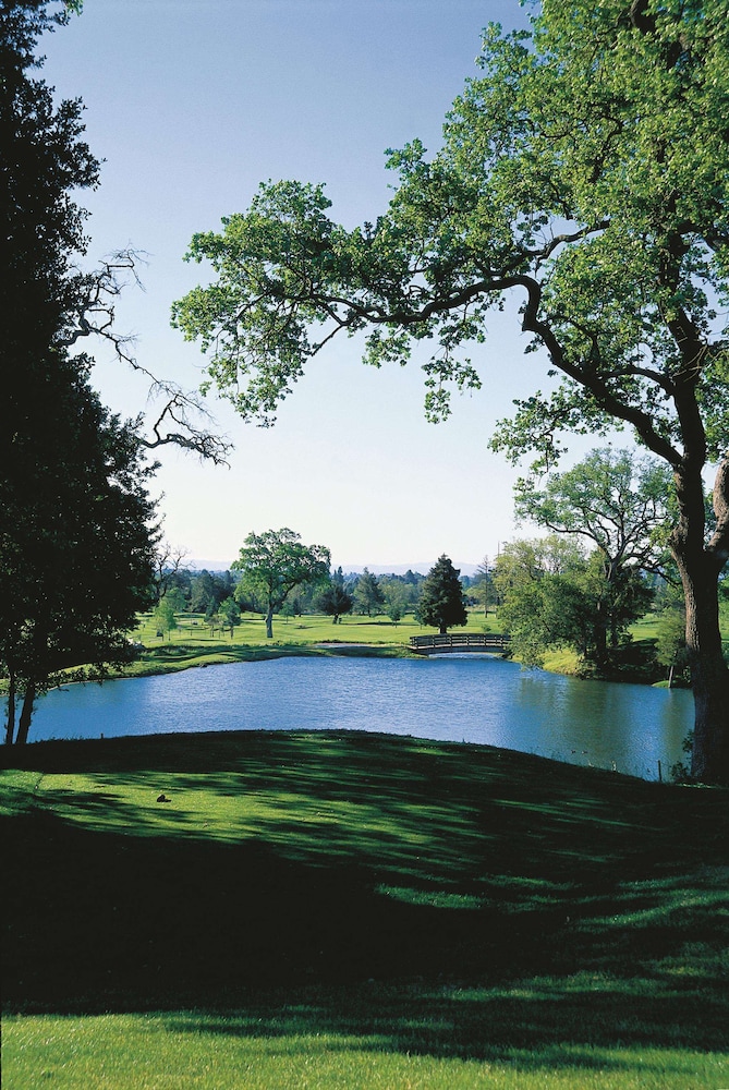 Fairmont Sonoma Mission Inn & Spa 68/72