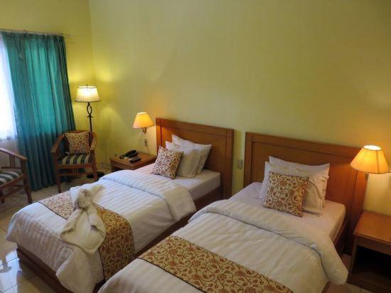 Adisurya Hotel 5/14