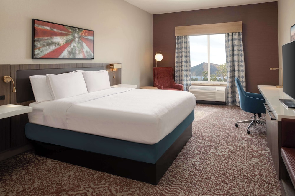 Evolution, King Bed