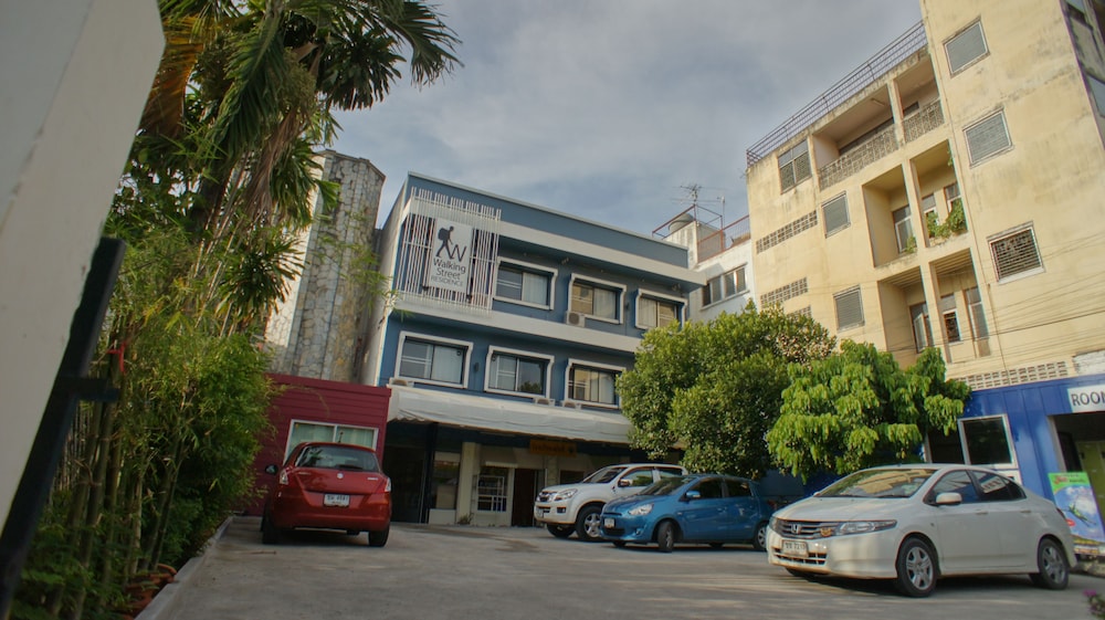 Walking Street Residence 46/51