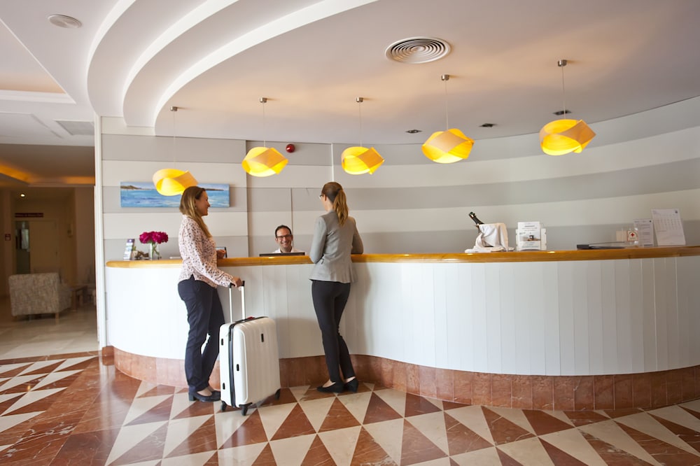 Hotel Santo Tomas - Es Migjorn Gran 4/50