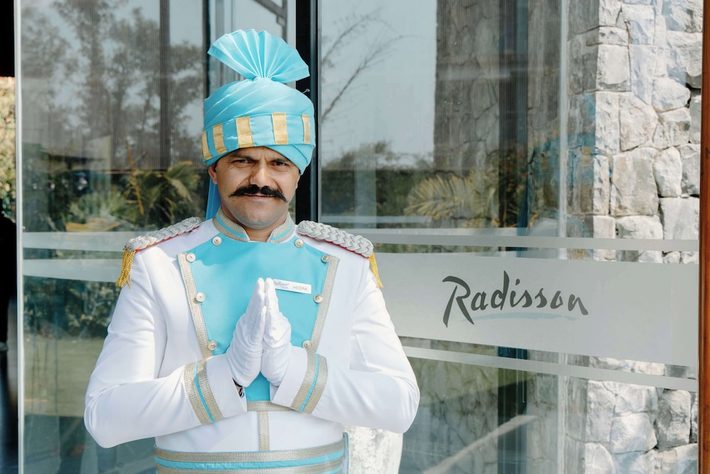 Radisson Resort and Spa Lonavala 11/76