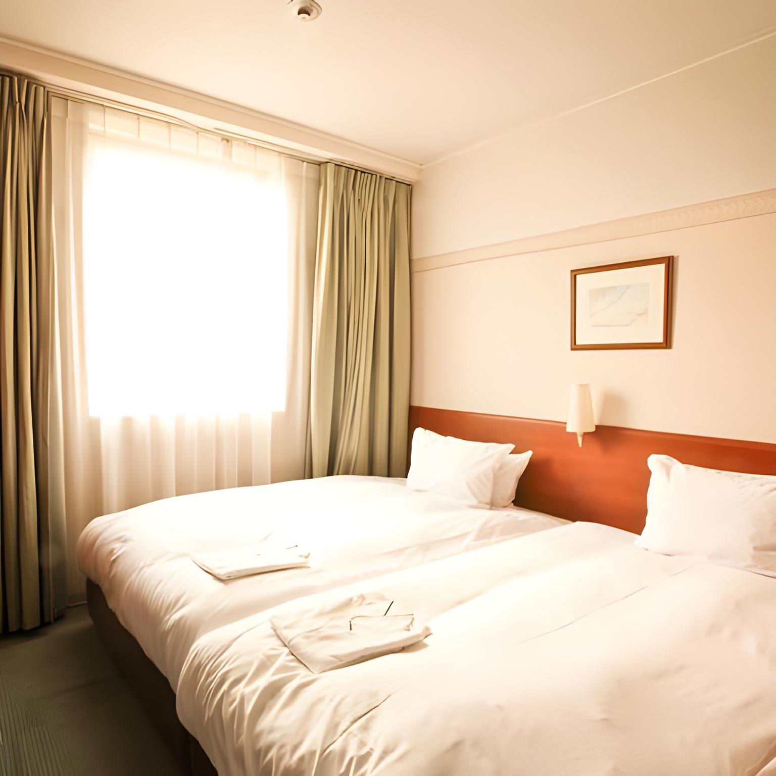 Compact, Semi Double Bed, Twin Beds