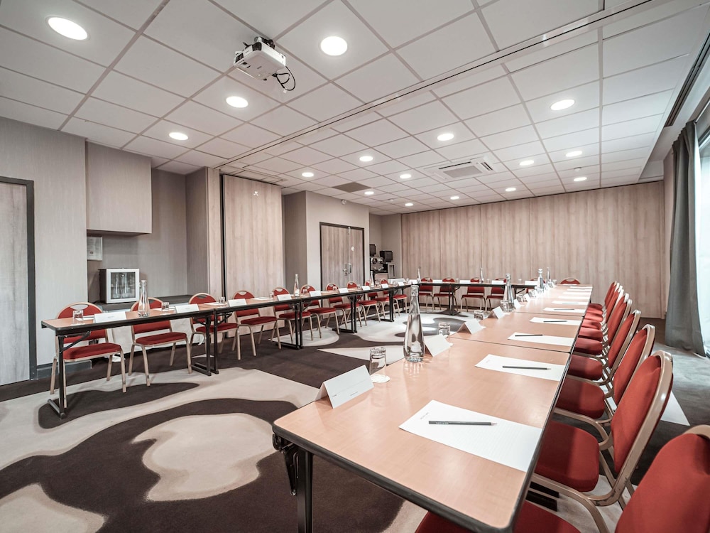 Mercure Bordeaux Lac Hotel 66/77