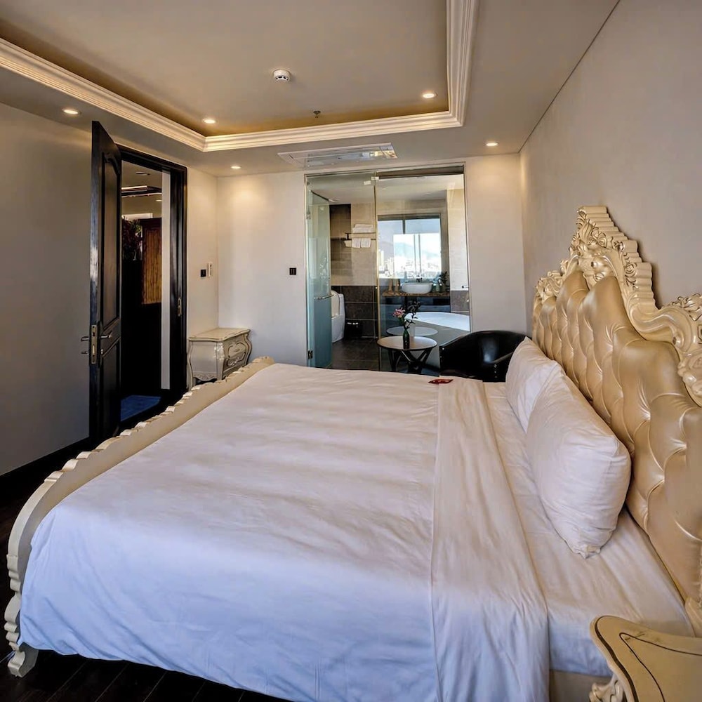 Century Hotel Da Nang 16/50