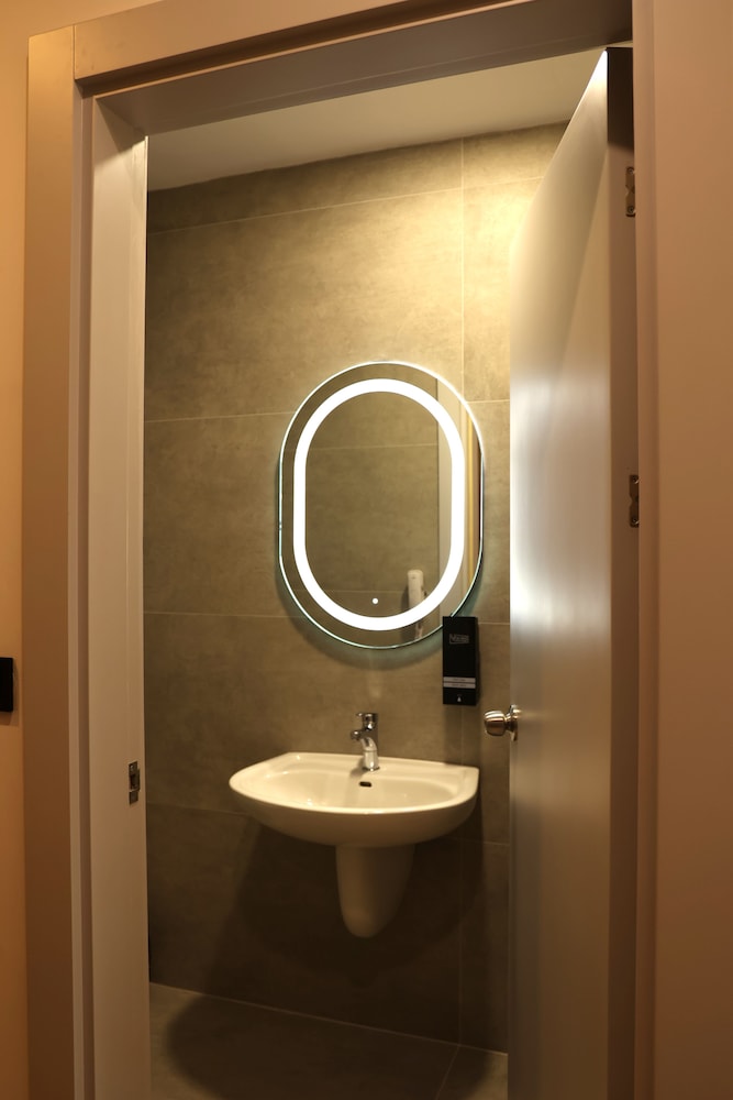 Hotel Lazlakar 49/50