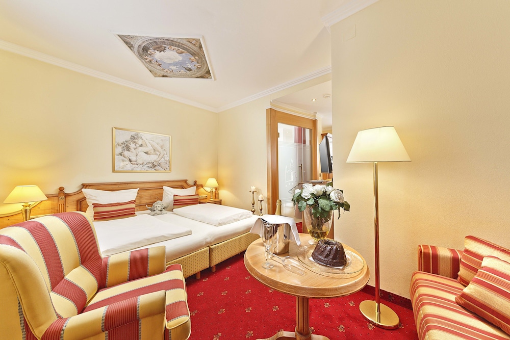 Hotel Schlosskrone 22/32