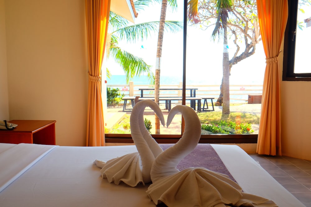 New Travel Beach Resort 34/68