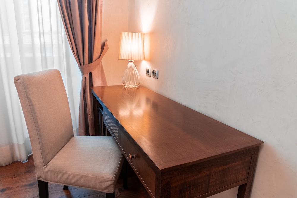 Il Salotto di Firenze 19/43