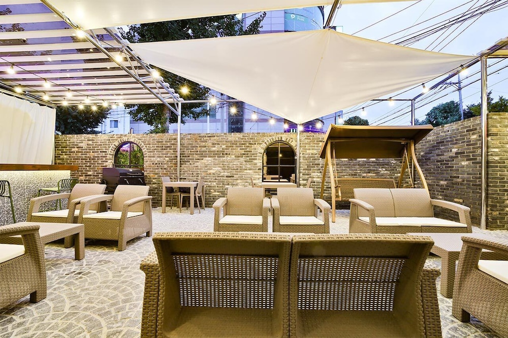 February Hotel Sungseo 52/67