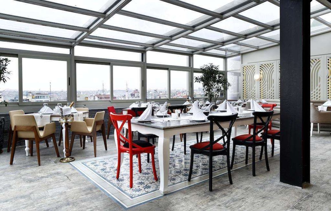 Darkhill Hotel Istanbul 36/55