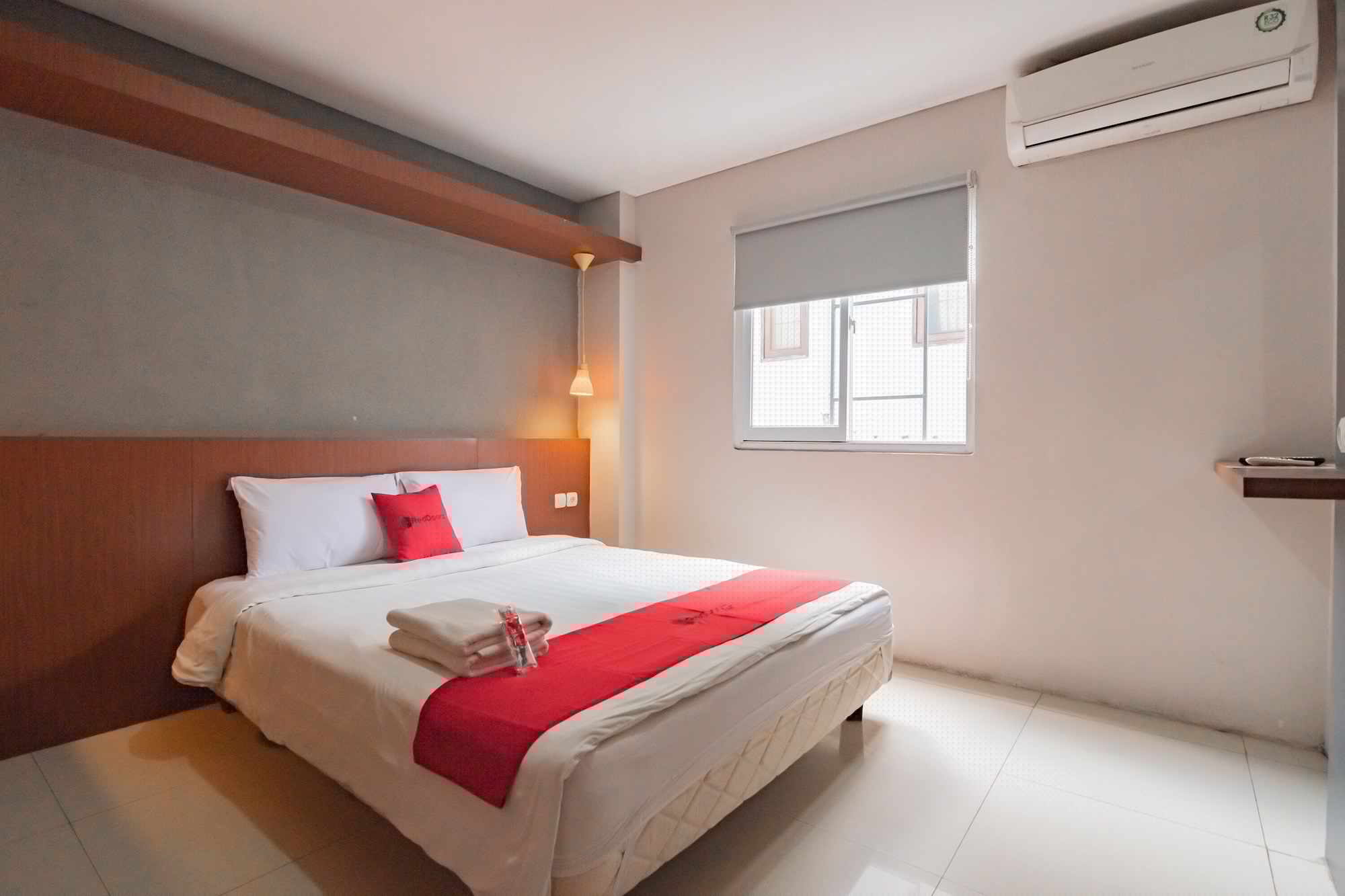 غرفة بسرير مزدوج، RedDoorz @ Dago Pojok 3 2/6