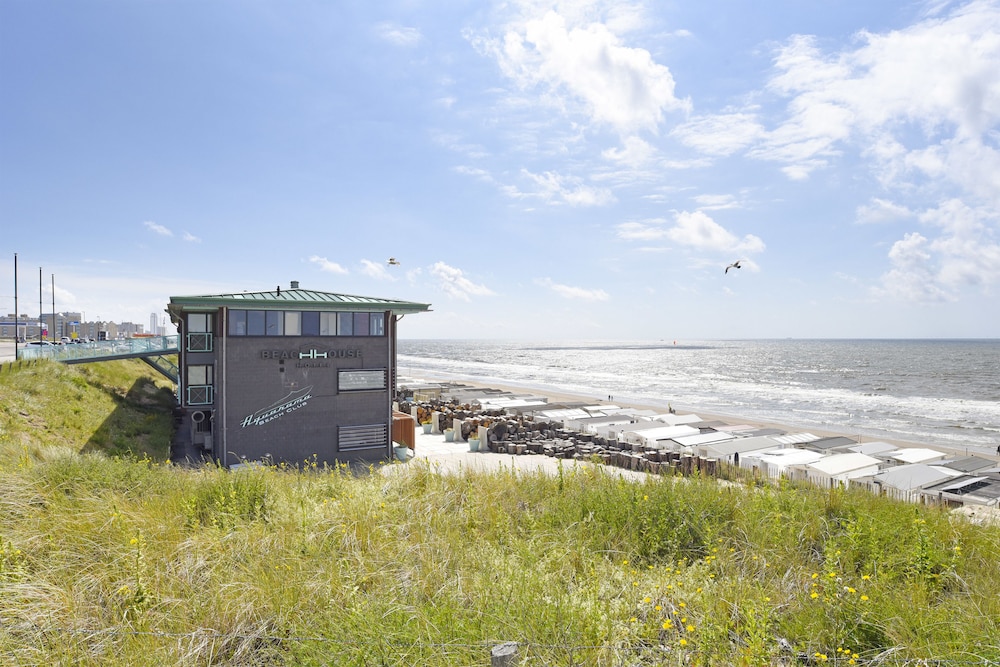 Beachhouse Hotel 29/39