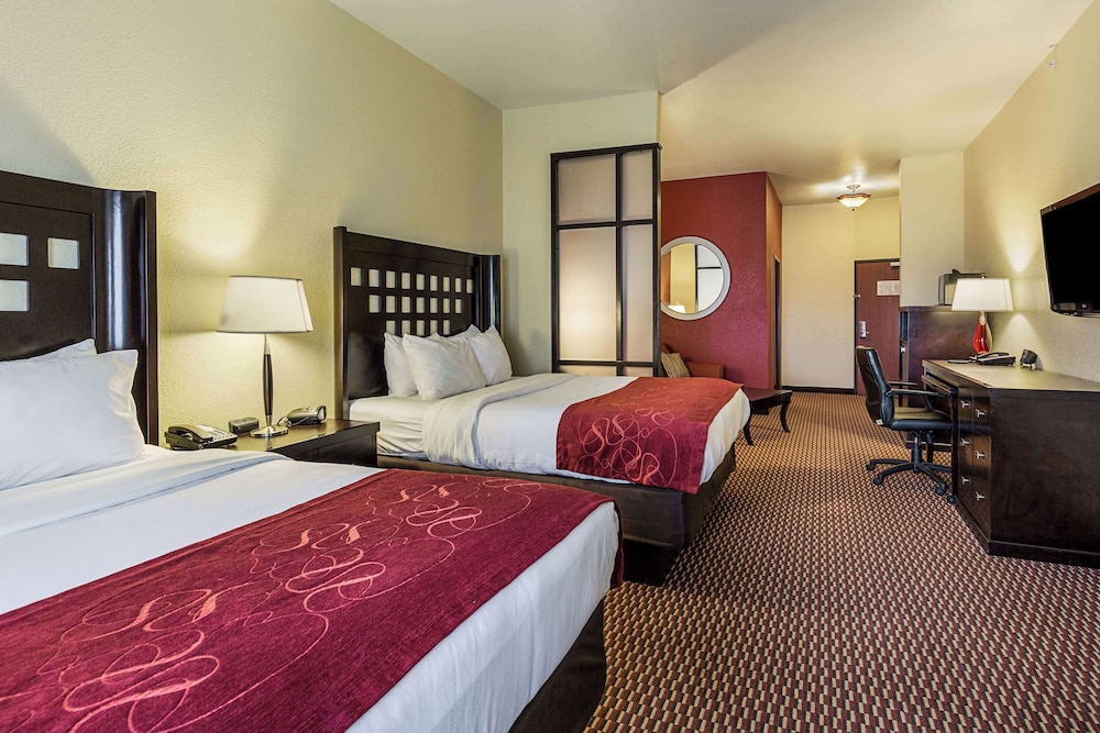 Comfort Suites Leesville 15/50