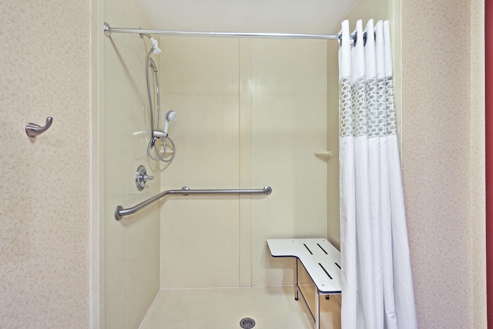 Hampton Inn Huntington/Barboursville 10/40