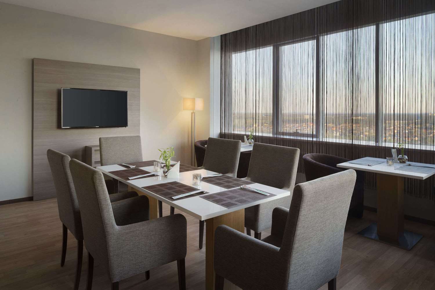 Ramada Encore by Wyndham Kyiv 19/22