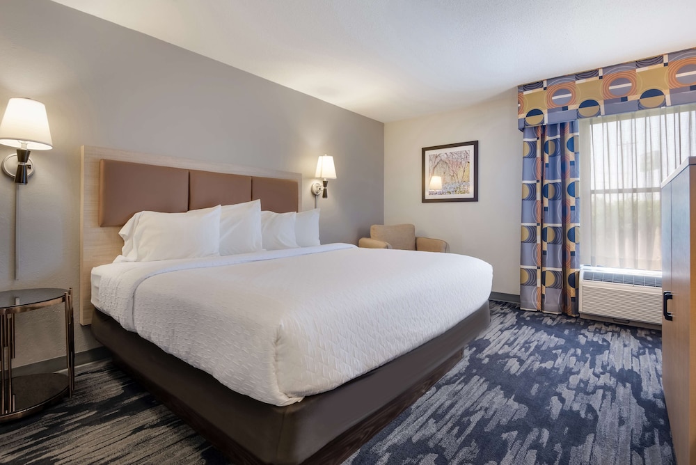 Best Western Batesville 23/73