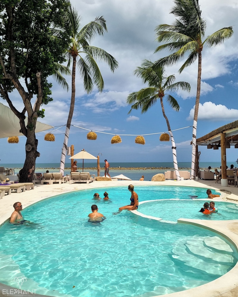 Elephant Beach Club & Resort Samui 40/50
