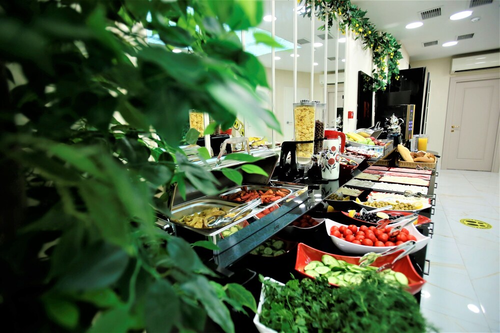 Omma Hotel 30/40