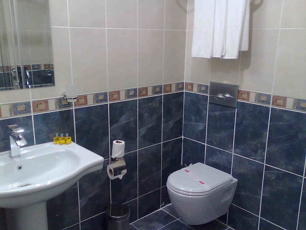 TUGRA HOTEL 20/65