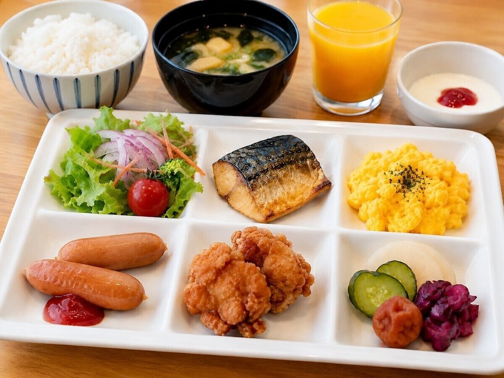 Center Hotel Mihara 36/69
