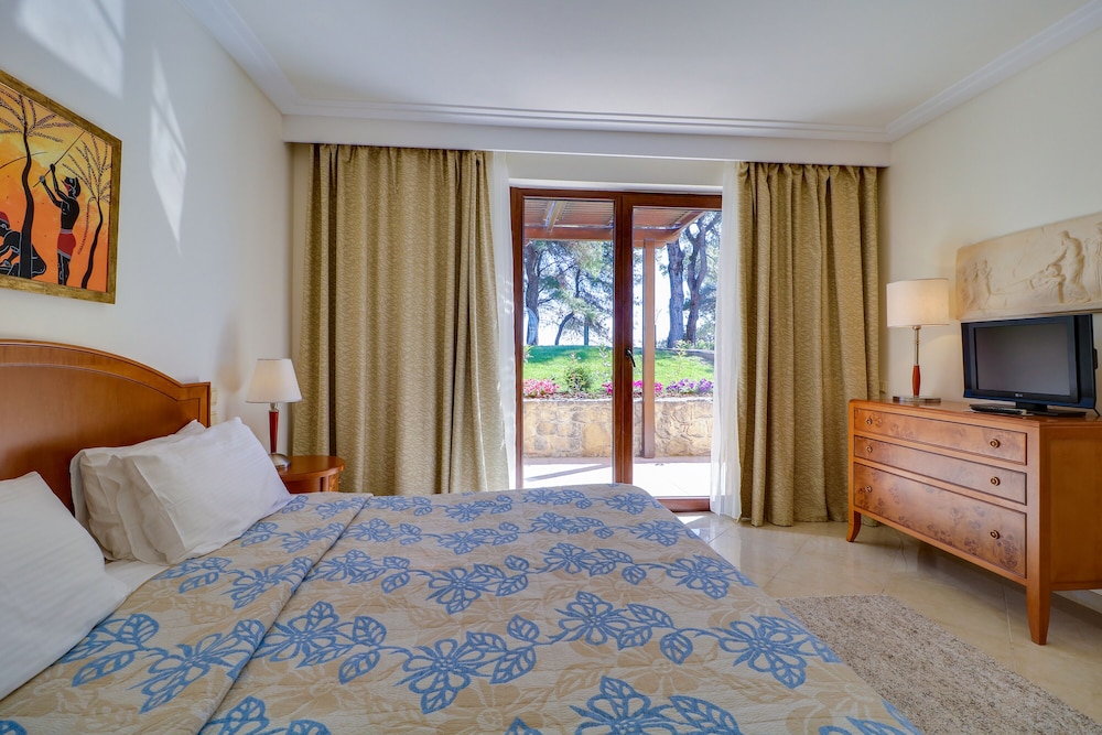 Aegean Melathron Thalasso Spa Hotel 13/81