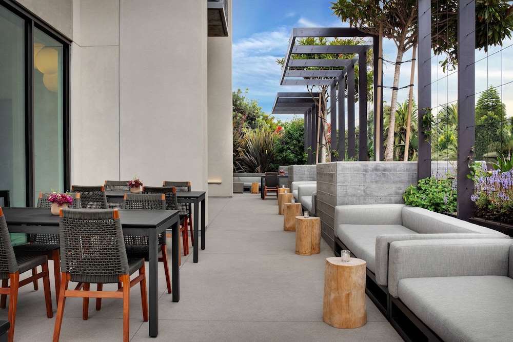 Springhill Suites San Diego Oceanside Downtown 37/61