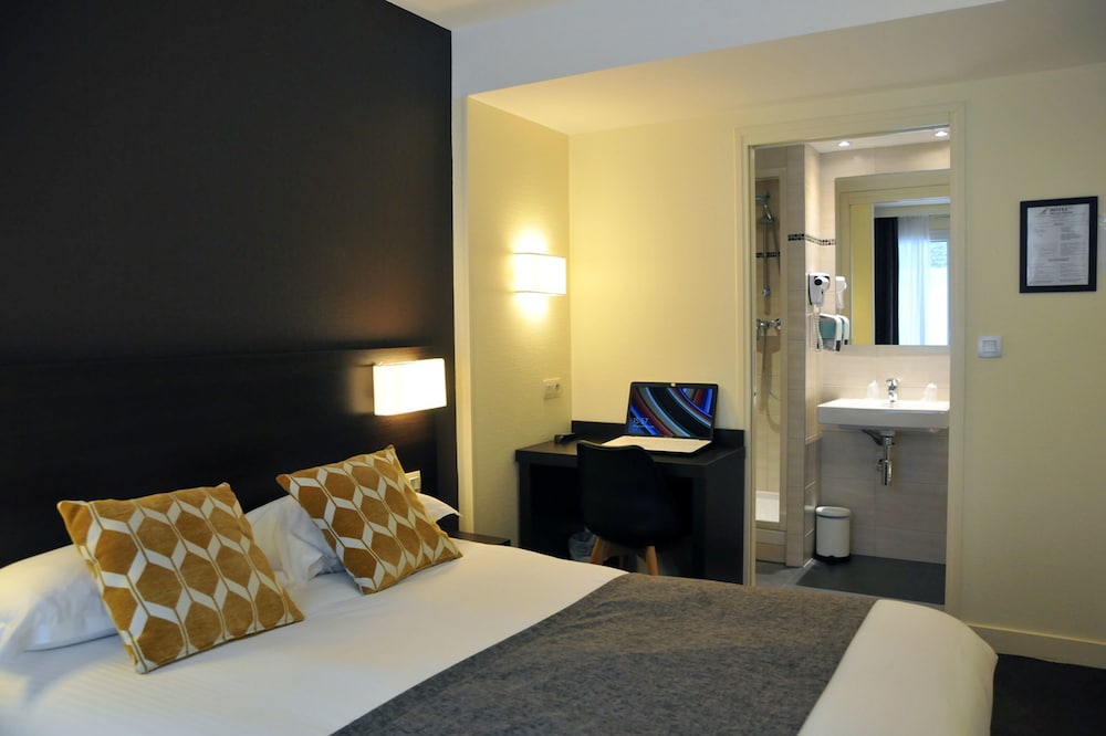 Quatrans Hotel 18/63