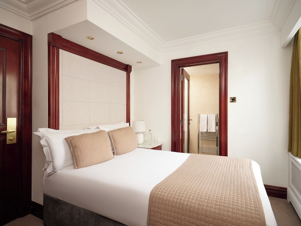 Executive Rooms London Kensington 23/51