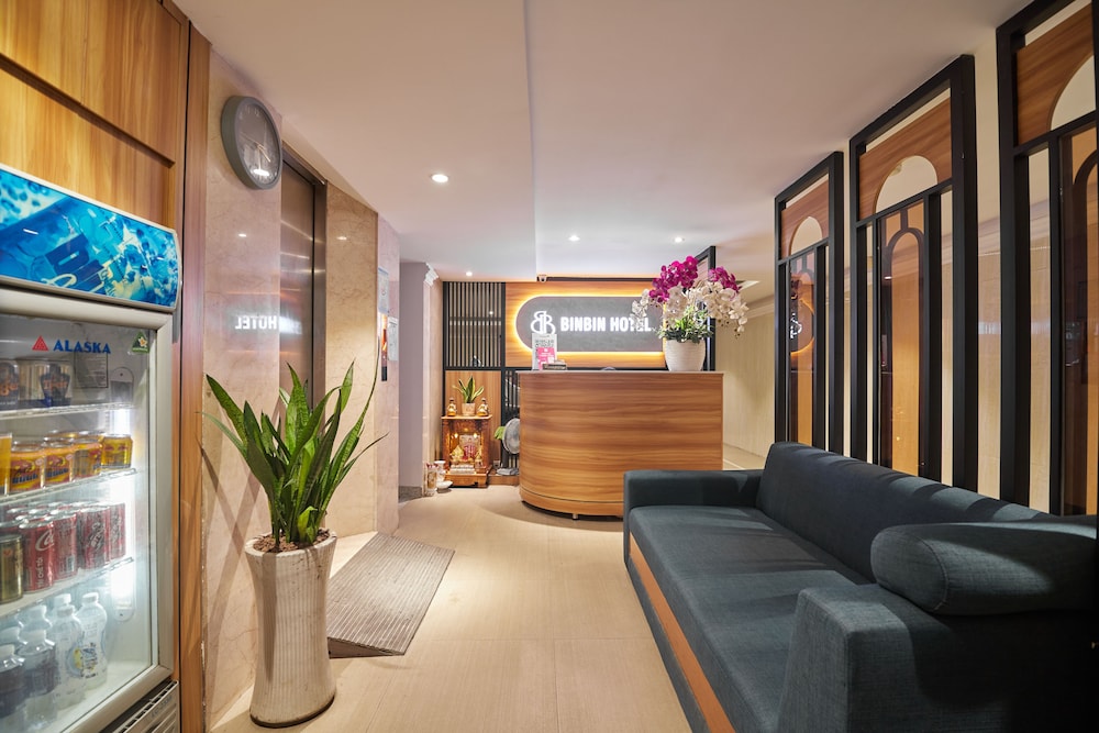 Bin Bin Hotel 2 8/50