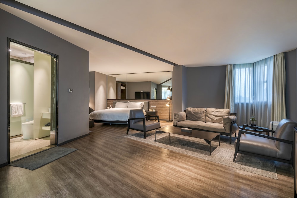 City Inn Shenzhen Xin Qiao Branch 24/41
