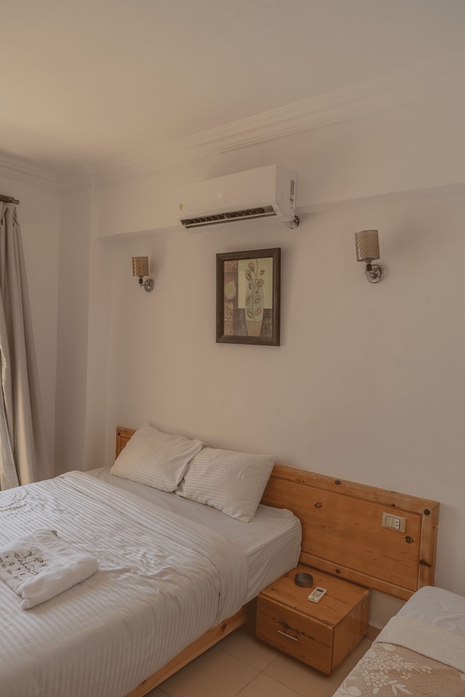 Dahab Hotel 9/50