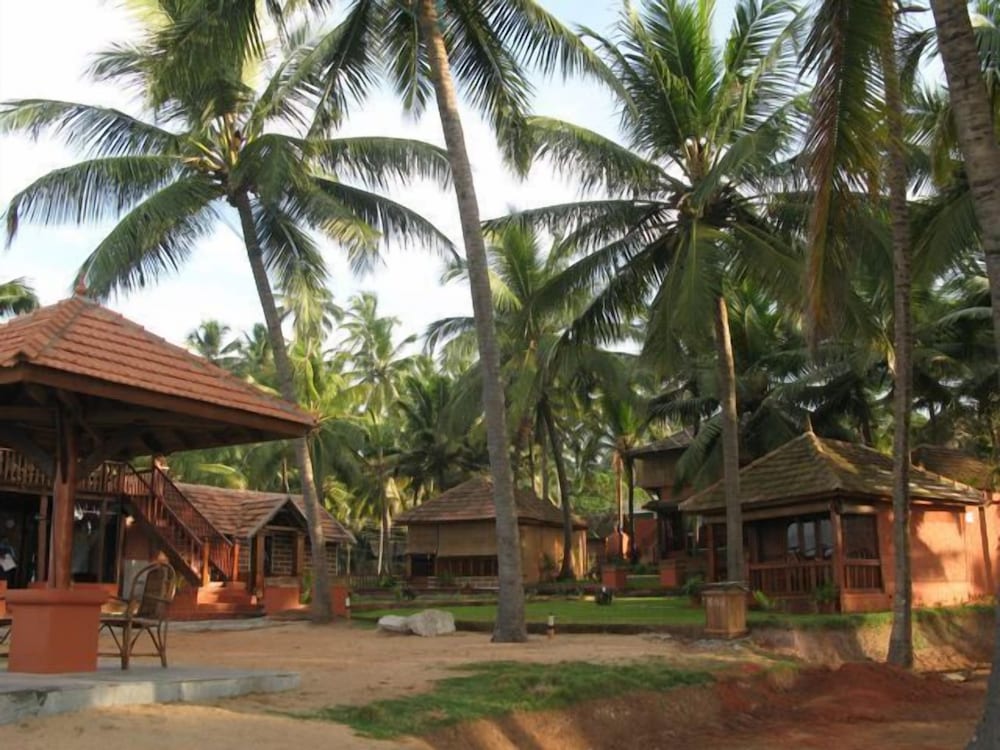 Blue Water Beach Resort 23/23