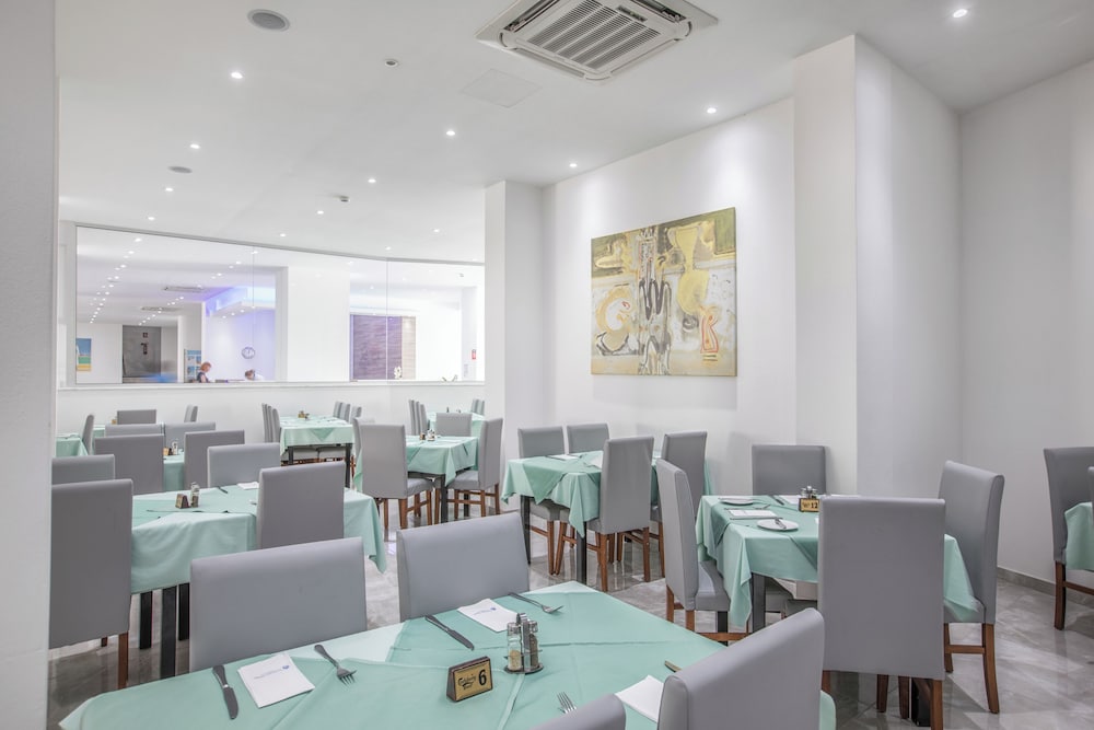 Papantonia Hotel 44/60