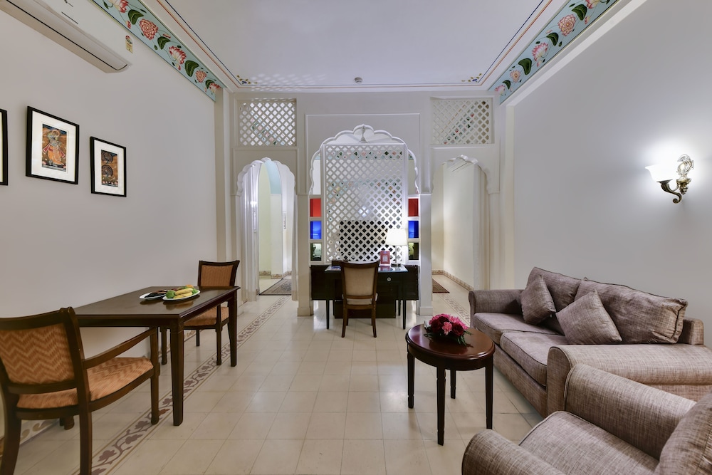 Ramgarh Heritage A Luxury Boutique Resort 35/50