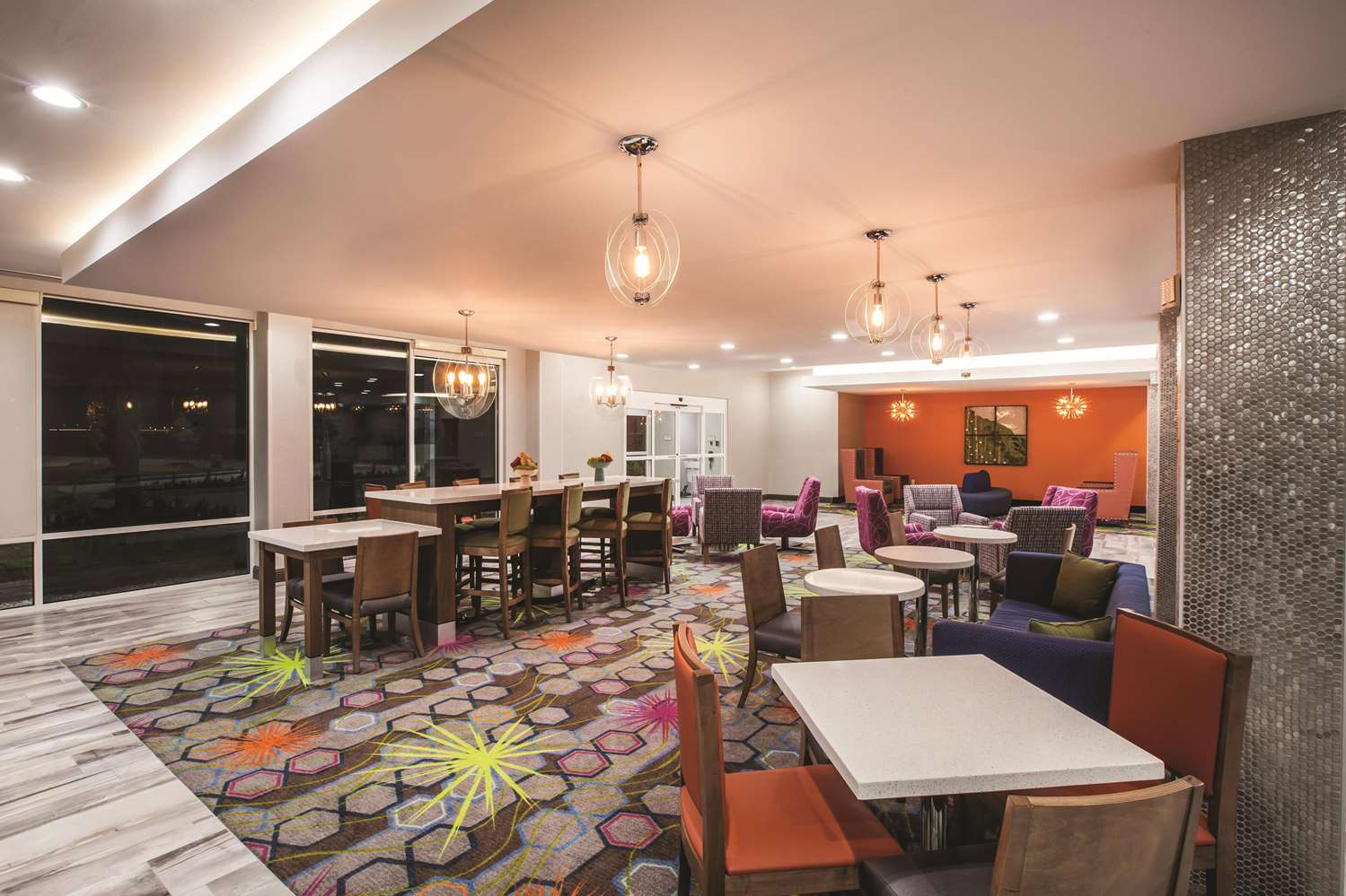 La Quinta Inn & Suites by Wyndham Baton Rouge - Port Allen 13/18