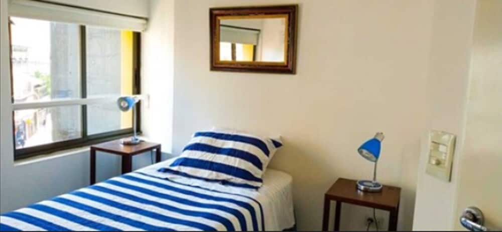 BA Stop Hotel House 45/50