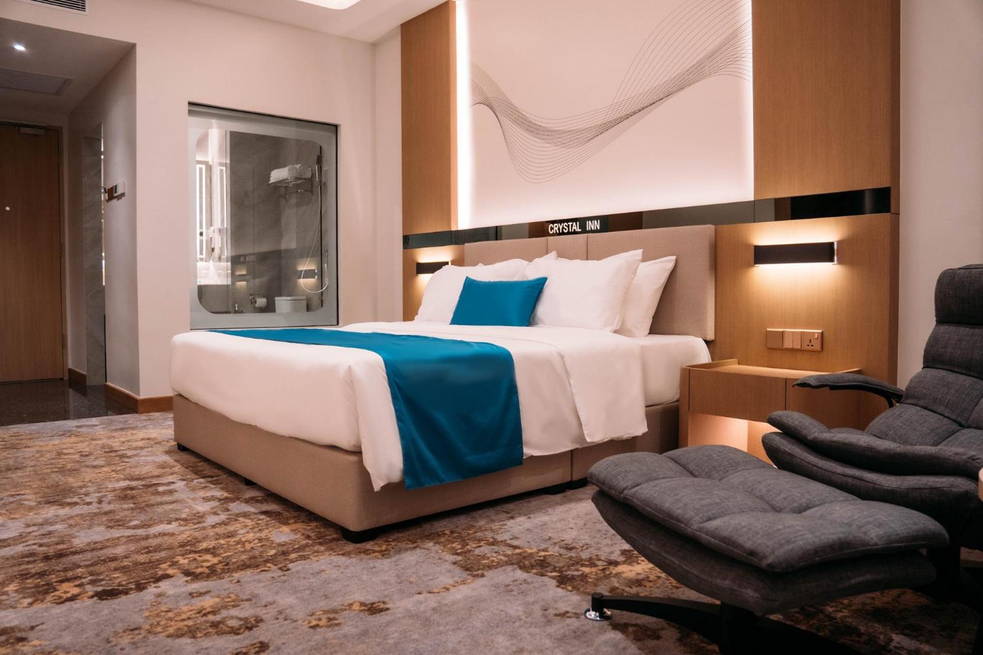 Crystal Inn Hotel 25/38