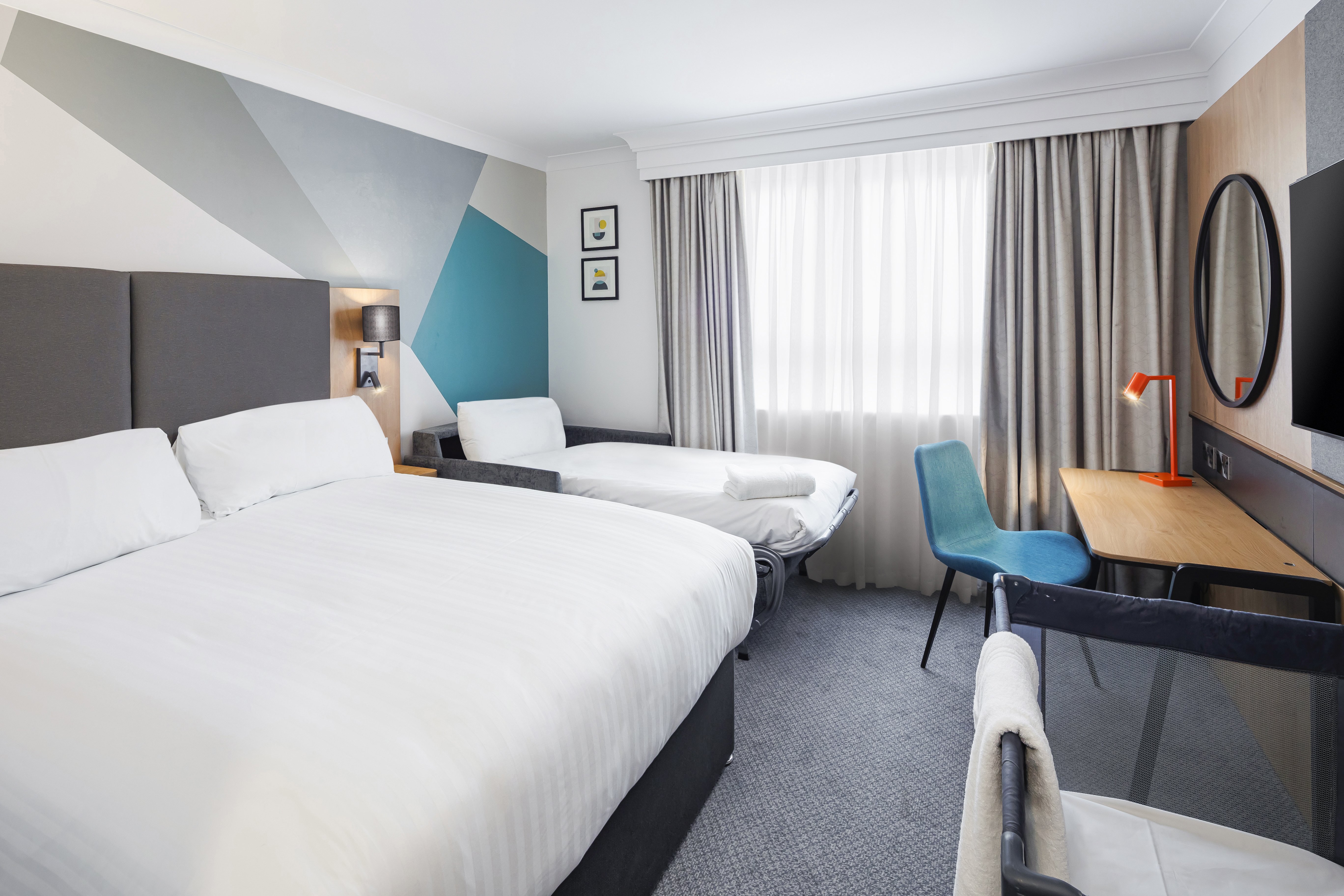 Holiday Inn Southampton-Eastleigh M3, jct13 17/72
