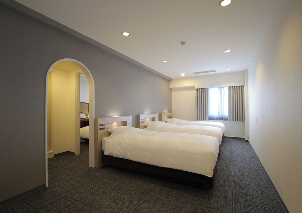 Hotel New Itaya 9/18
