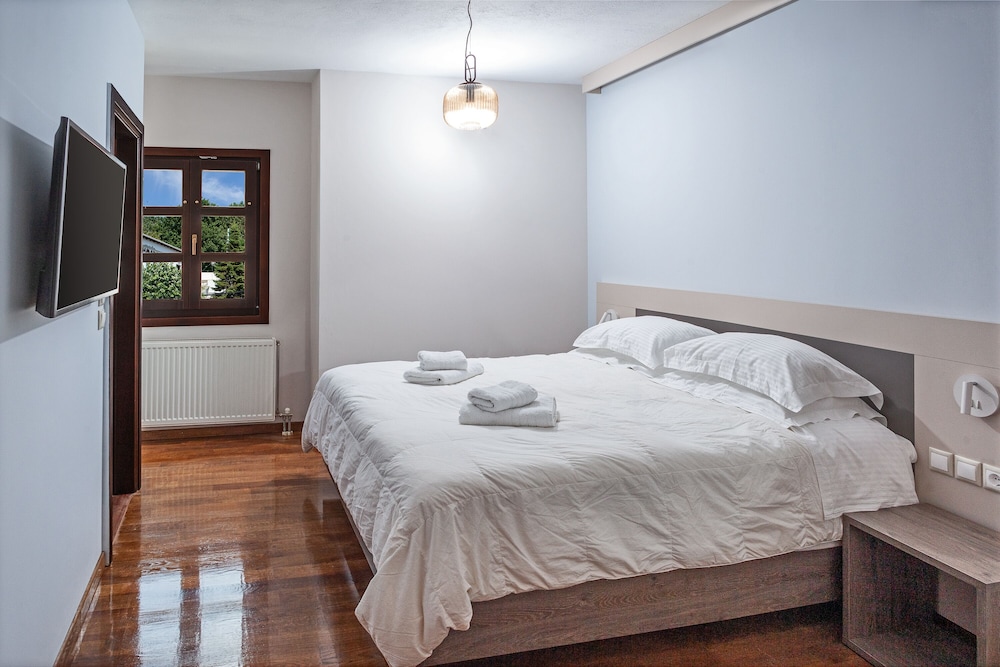 Erofili Hotel and Suites 17/45