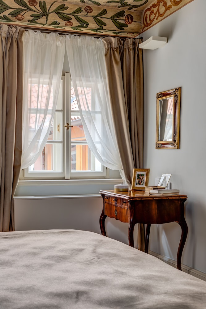 Hostel Santini Prague 17/50