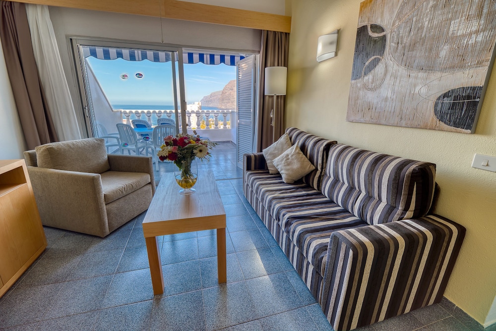 Ona el Marques Resort 44/76