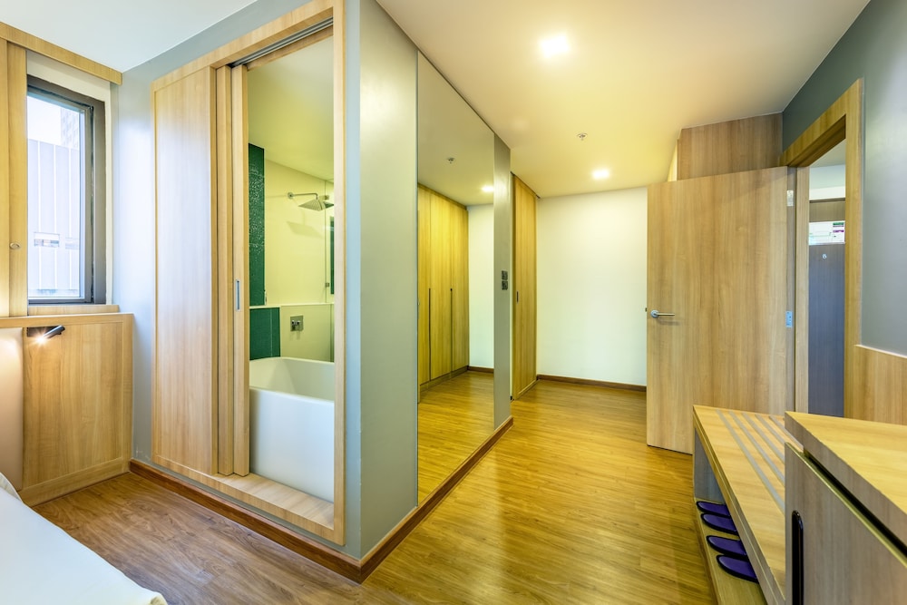 Plaai Prime Hotel (ex D Varee Diva Central Rayong) 35/71